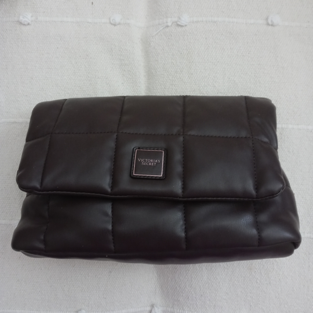 Elegant Brown Quilted Men's Bag